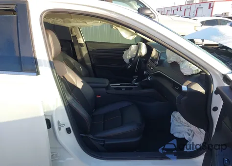 2022 Nissan Altima Sr Fwd z USA, uszkodzony, nr VIN 1N4BL4CV3NN329855